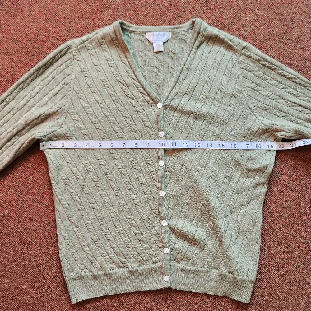 Vintage Petite Sophisticate Merino Wool Green Cardigan - Picture 5 of 7